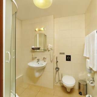 Гостиница Парус Нижний Новгород 1 категория двухместный с одной большой/двумя раздельными кроватями (трансформер)-5