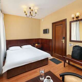 Гостиница Парус Нижний Новгород 1 категория одноместный с большой кроватью-1